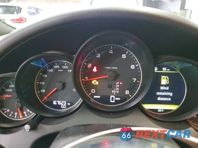 Zdjęcie 9 z 12 samochodu: 2017 PORSCHE CAYENNE VIN:WP1AA2A24HKA83444 - miniatura