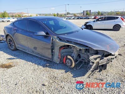 Czwarte zdjęcie samochodu z boku: 2018 TESLA MODEL S VIN:5YJSA1E27JF242566 - miniatura