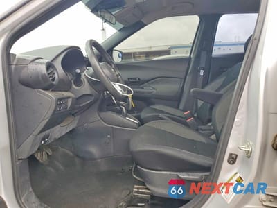 Zdjęcie 7 z 13 samochodu: 2020 NISSAN KICKS S VIN:3N1CP5BV4LL509422 - miniatura