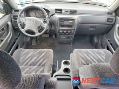 Zdjęcie 8 z 12 samochodu: 1999 HONDA CR-V LX VIN:JHLRD1844XC083341 - miniatura
