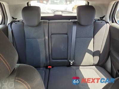 Zdjęcie 10 z 13 samochodu: 2019 CHEVROLET TRAX LS VIN:3GNCJKSB1KL176850 - miniatura