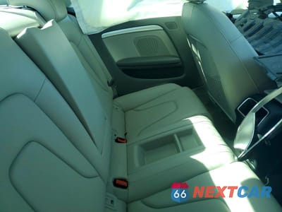 Zdjęcie 10 z 12 samochodu: 2010 AUDI A5 PREMIUM VIN:WAUCFAFR8AA046630 - miniatura