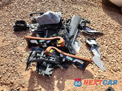 Zdjęcie 13 z 13 samochodu: 2025 BMW X5 XDRIVE40I VIN:5UX23EU0XS9000107 - miniatura