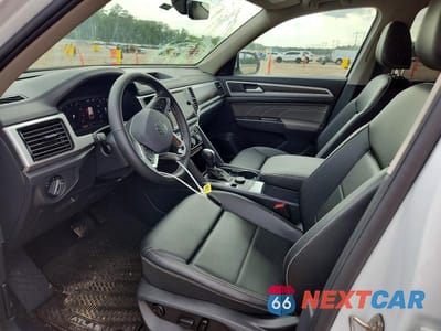 Zdjęcie 7 z 13 samochodu: 2023 VOLKSWAGEN ATLAS SE VIN:1V2HR2CA0PC552310 - miniatura