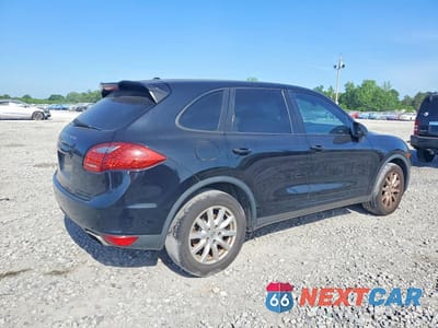 Trzecie zdjęcie samochodu z tyłu: 2013 PORSCHE CAYENNE VIN:WP1AA2A28DLA02272 - miniatura