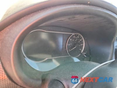 Zdjęcie 9 z 12 samochodu: 2018 NISSAN KICKS SV VIN:3N1CP5CU5JL528838 - miniatura