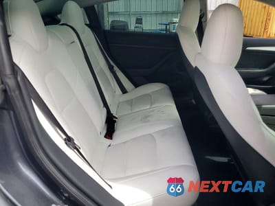 Zdjęcie 10 z 12 samochodu: 2023 TESLA MODEL 3 VIN:5YJ3E1EC7PF619200 - miniatura