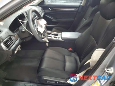 Zdjęcie 7 z 12 samochodu: 2018 HONDA ACCORD EX VIN:1HGCV1F43JA173524 - miniatura