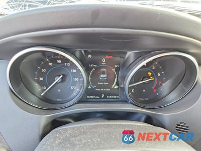 Zdjęcie 9 z 14 samochodu: 2018 JAGUAR F-PACE PREMIUM VIN:SADCJ2EV7JA899966 - miniatura