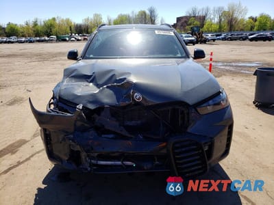 Piąte zdjęcie samochodu w środku: 2025 BMW X5 XDRIVE50E VIN:5UX43EU02S9Y89333 - miniatura