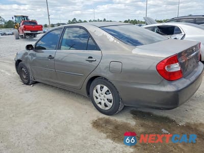 Drugie zdjęcie samochodu z przodu: 2002 TOYOTA CAMRY LE VIN:4T1BE32K22U525188 - miniatura