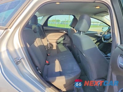 Zdjęcie 10 z 12 samochodu: 2017 FORD FOCUS SE VIN:1FADP3FE1HL322745 - miniatura