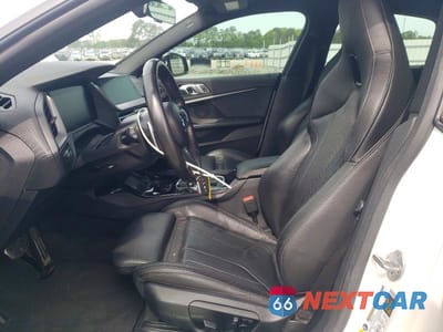 Zdjęcie 7 z 12 samochodu: 2020 BMW M235XI VIN:WBA13AL07L7F58839 - miniatura