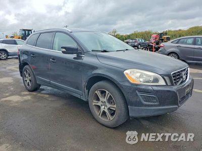 Czwarte zdjęcie samochodu z boku: 2012 VOLVO XC60 T6 VIN:YV4902DZ2C2313651 - miniatura