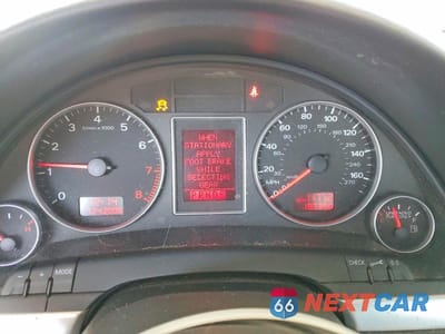 Zdjęcie 9 z 12 samochodu: 2008 AUDI A4 2.0T VIN:WAUAF78E78A134728 - miniatura