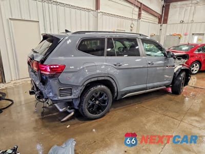 Trzecie zdjęcie samochodu z tyłu: 2024 VOLKSWAGEN ATLAS PEAK EDITION SE VIN:1V2CR2CA9RC538273 - miniatura