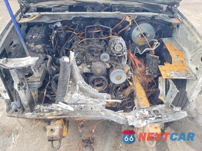 Zdjęcie 12 z 13 samochodu: 2011 CADILLAC ESCALADE ESV PREMIUM VIN:1GYS4JEF6BR144810 - miniatura