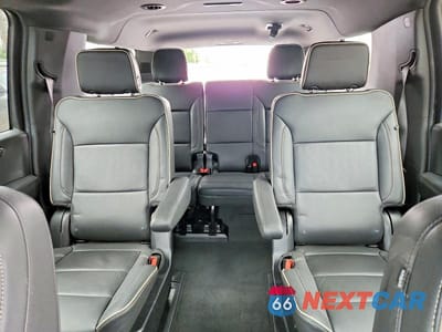 Zdjęcie 10 z 14 samochodu: 2025 CHEVROLET SUBURBAN K1500 PREMIER VIN:1GNS6FRD4SR288918 - miniatura