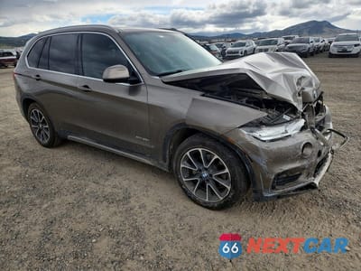 Czwarte zdjęcie samochodu z boku: 2018 BMW X5 XDRIVE35I VIN:5UXKR0C52J0X87202 - miniatura