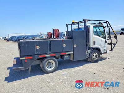 Trzecie zdjęcie samochodu z tyłu: 2015 ISUZU NPR VIN:54DB4W1B7FS800691 - miniatura