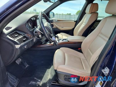 Zdjęcie 7 z 13 samochodu: 2013 BMW X5 XDRIVE35D VIN:5UXZW0C52D0B94664 - miniatura
