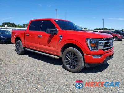 Czwarte zdjęcie samochodu z boku: 2023 FORD F150 SUPERCREW VIN:1FTFW1E5XPKF35600 - miniatura