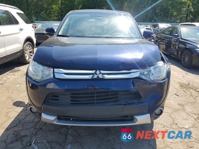 Piąte zdjęcie samochodu w środku: 2015 MITSUBISHI OUTLANDER SE VIN:JA4AD3A34FZ010130 - miniatura