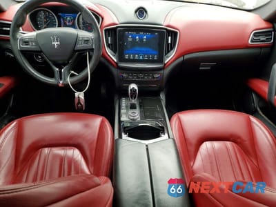 Zdjęcie 8 z 12 samochodu: 2017 MASERATI GHIBLI S VIN:ZAM57RTA1H1231940 - miniatura