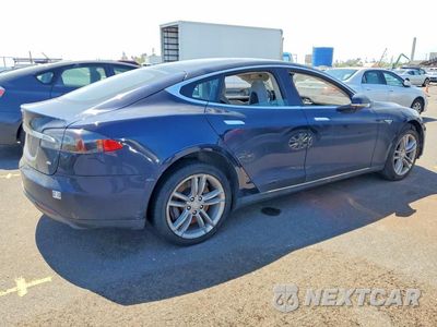 Trzecie zdjęcie samochodu z tyłu: 2014 TESLA MODEL S VIN:5YJSA1H14EFP56836 - miniatura