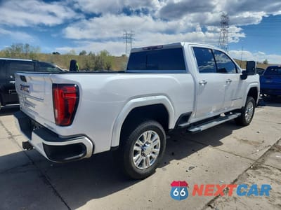 Trzecie zdjęcie samochodu z tyłu: 2020 GMC SIERRA K2500 DENALI VIN:1GT49REYXLF103292 - miniatura