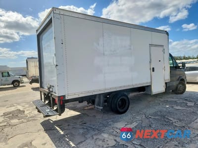Trzecie zdjęcie samochodu z tyłu: 2018 MERCEDES BENZ SPRINTER BOX TRUCK VIN:WDAPF4CC3J9768310 - miniatura