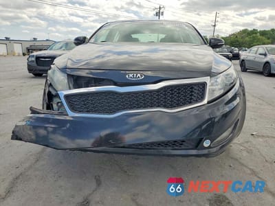 Piąte zdjęcie samochodu w środku: 2013 KIA OPTIMA LX VIN:KNAGM4A79D5312491 - miniatura