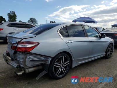 Trzecie zdjęcie samochodu z tyłu: 2017 HONDA ACCORD SPORT VIN:1HGCR2F56HA124928 - miniatura