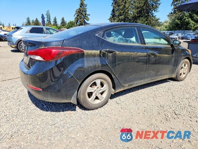Trzecie zdjęcie samochodu z tyłu: 2014 HYUNDAI ELANTRA SE VIN:KMHDH4AEXEU142461 - miniatura