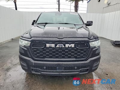 Piąte zdjęcie samochodu w środku: 2025 RAM 1500 BIG HORN VIN:1C6SRFFP5SN510864 - miniatura
