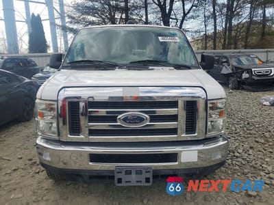 Piąte zdjęcie samochodu w środku: 2013 FORD ECONOLINE E350 SUPER DUTY WAGON VIN:1FBNE3BLXDDA94598 - miniatura