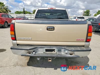 Zdjęcie 6 z 12 samochodu: 2002 GMC NEW SIERRA C1500 VIN:2GTEC19T121153915 - miniatura