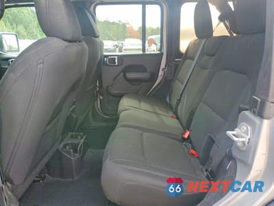 Zdjęcie 11 z 13 samochodu: 2018 JEEP WRANGLER UNLIMITED SPORT VIN:1C4HJXDG4JW277118 - miniatura