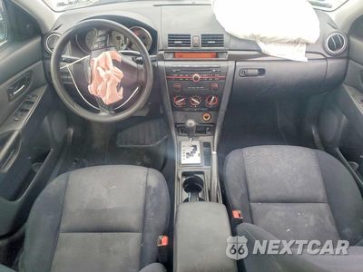 Zdjęcie 8 z 12 samochodu: 2008 MAZDA 3 I VIN:JM1BK12G681850921 - miniatura