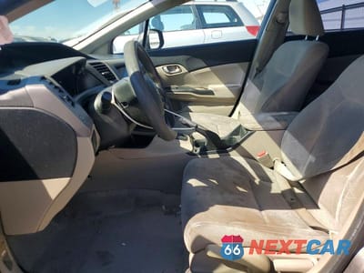 Zdjęcie 7 z 12 samochodu: 2012 HONDA CIVIC LX VIN:19XFB2F50CE364935 - miniatura
