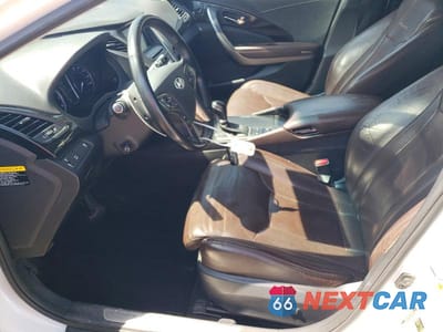 Zdjęcie 7 z 12 samochodu: 2012 HYUNDAI AZERA BASE VIN:KMHFH4JG1CA168567 - miniatura