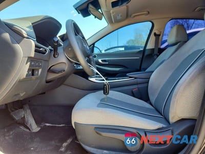 Zdjęcie 7 z 12 samochodu: 2020 HYUNDAI SONATA SE VIN:5NPEG4JA7LH050286 - miniatura