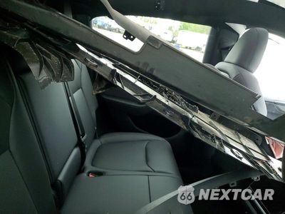 Zdjęcie 10 z 13 samochodu: 2026 TESLA MODEL Y VIN:7SAYGDEE2TF599230 - miniatura