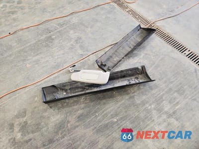 Zdjęcie 13 z 13 samochodu: 2019 FORD EDGE TITANIUM VIN:2FMPK4K94KBC02736 - miniatura