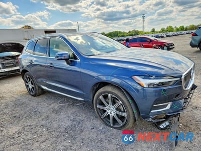 Czwarte zdjęcie samochodu z boku: 2021 VOLVO XC60 T6 INSCRIPTION VIN:YV4A22RL8M1864444 - miniatura