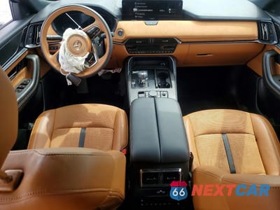 Zdjęcie 8 z 14 samochodu: 2025 MAZDA CX-90 PREMIUM PLUS VIN:JM3KKEHC9S1220420 - miniatura