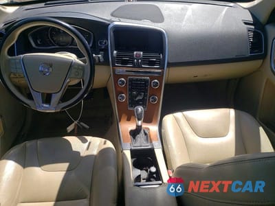 Zdjęcie 8 z 12 samochodu: 2015 VOLVO XC60 T5 PLATINUM VIN:YV4612RM2F2664870 - miniatura