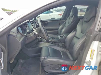 Zdjęcie 7 z 12 samochodu: 2019 TESLA MODEL S VIN:5YJSA1E46KF337297 - miniatura