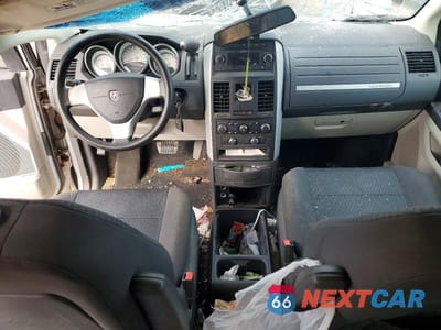 Zdjęcie 8 z 13 samochodu: 2010 DODGE GRAND CARAVAN SE VIN:2D4RN4DE2AR160946 - miniatura