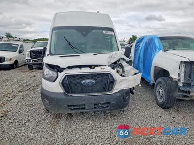 Piąte zdjęcie samochodu w środku: 2025 FORD TRANSIT T-250 VIN:1FTBR2X89SKA70948 - miniatura